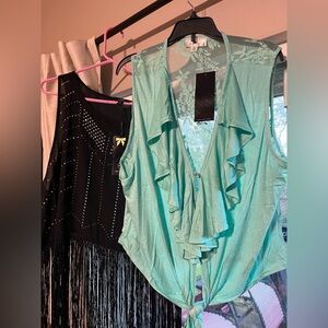 2 NWT Iris Basic 3X Junior Plus Shirts!